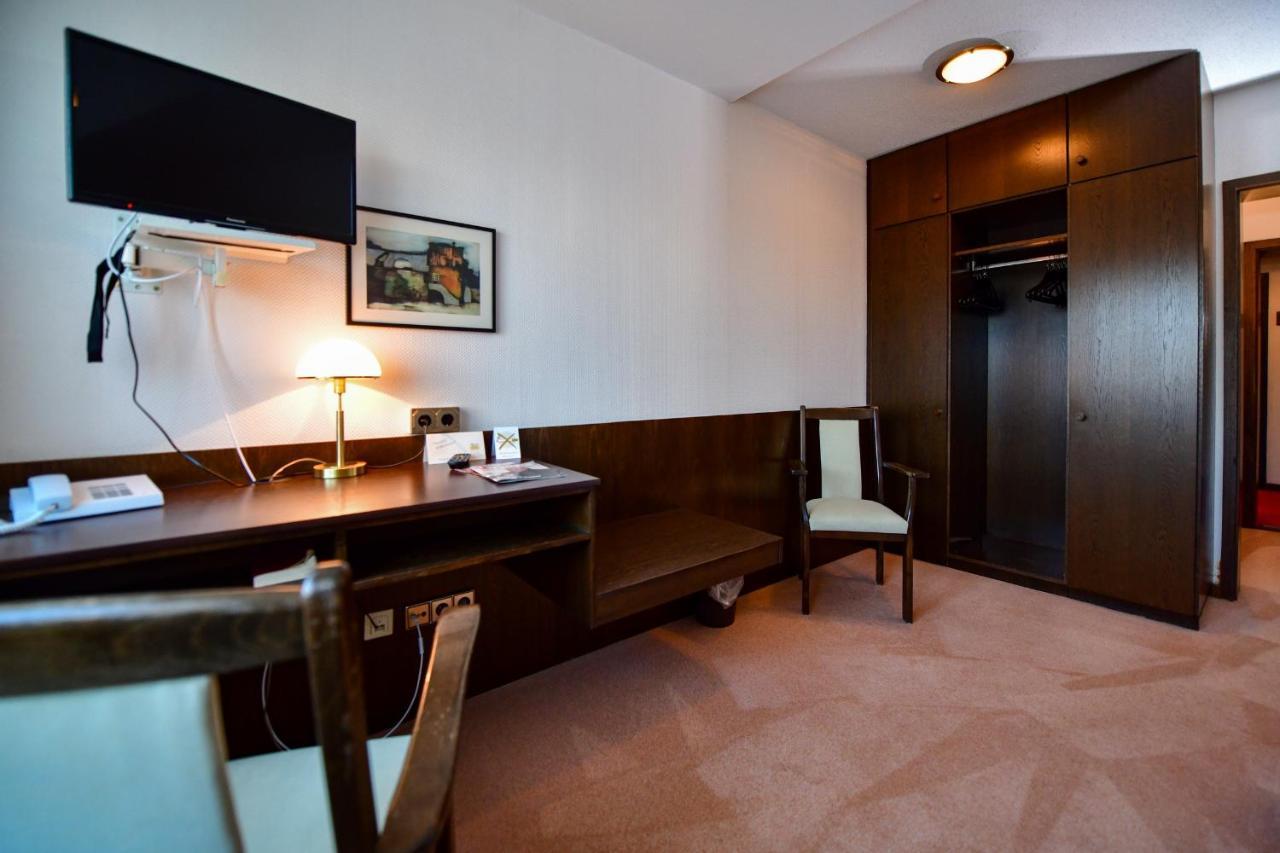 Hotel Zur Post Balve Esterno foto