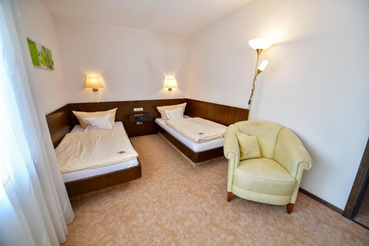Hotel Zur Post Balve Esterno foto